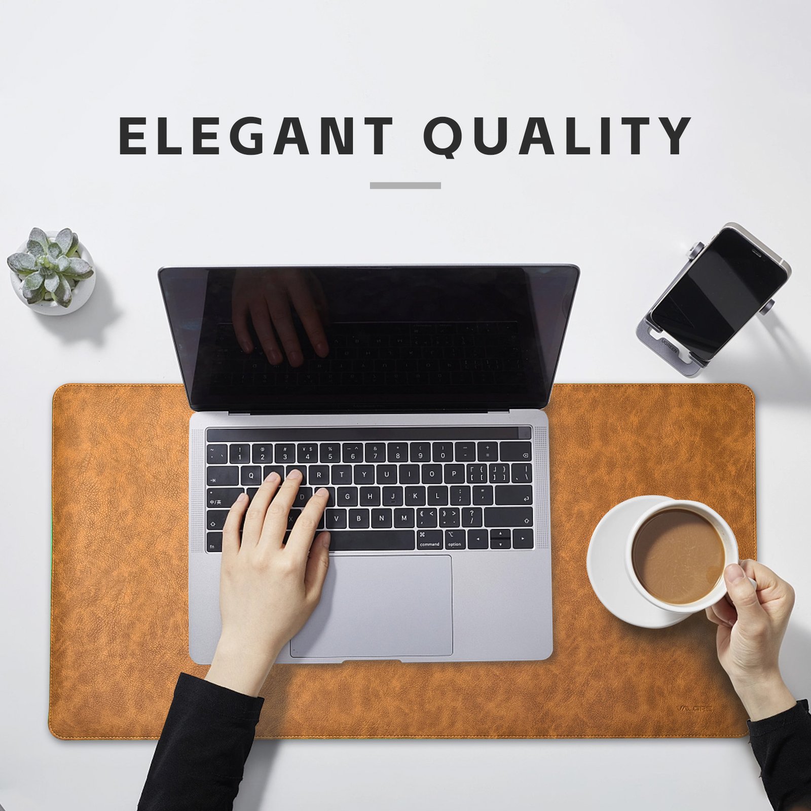 Dual-Sided Vintage Look Leather Desk Mat detail